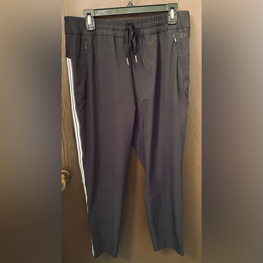 Calia Woven Pants. New. Size medium